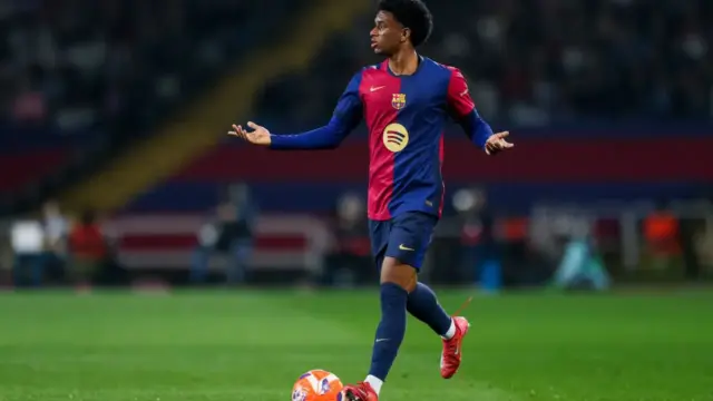 Alejandro Balde Dipastikan Pulih Dan Siap Perkuat Barcelona Lawan Psg Di Liga Champions