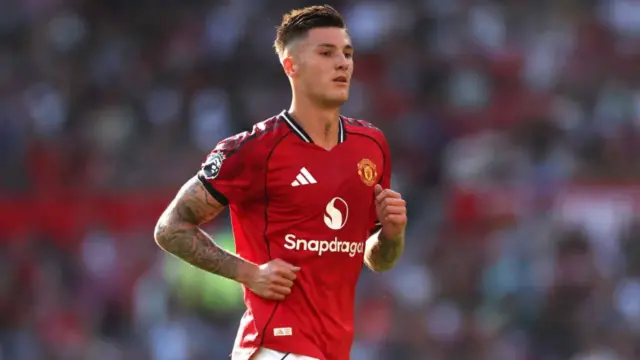 Sesko Belum Moncer Di Mu Ferdinand Ingatkan Pentingnya Sinergi Dengan Rekan Setim