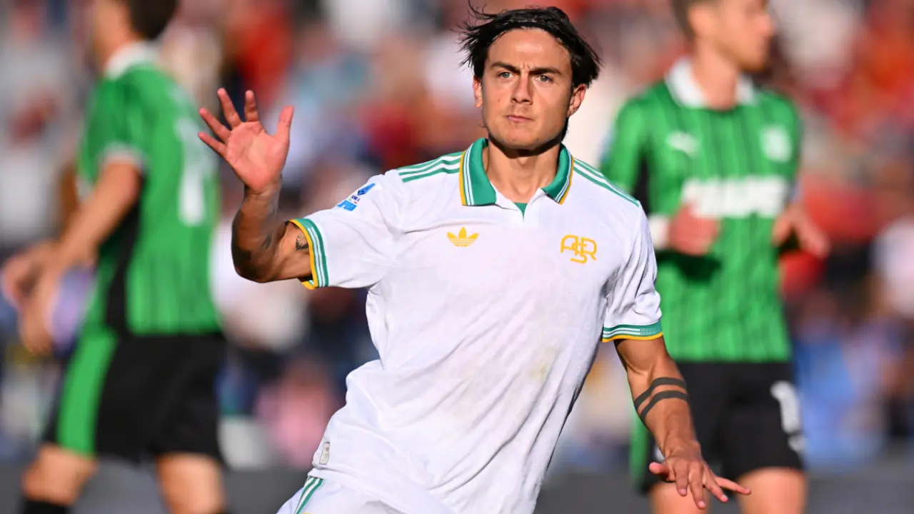 As Roma Menang Tipis 1 0 Atas Sassuolo, Paulo Dybala Jadi Penentu Kemenangan