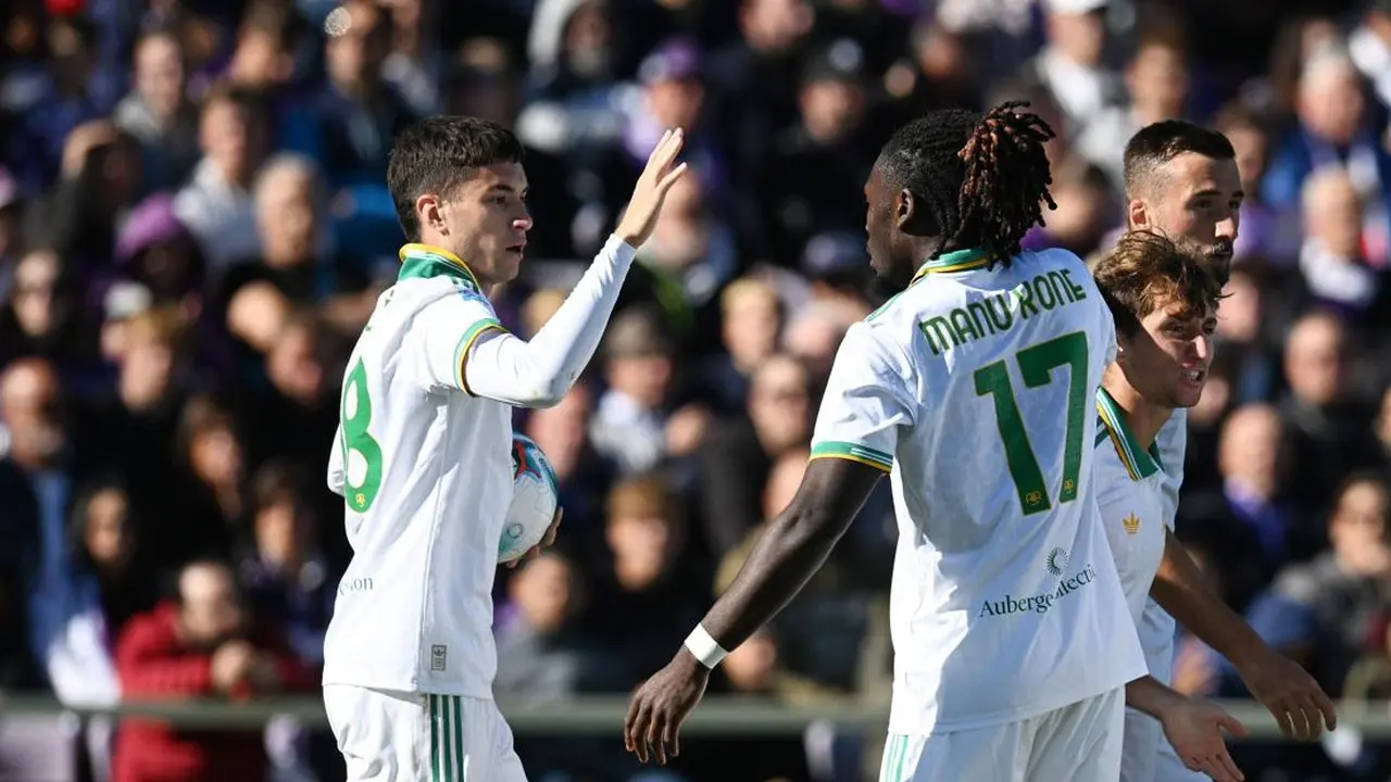 Roma Naik ke Puncak Klasemen Serie A Setelah Menang 2-1 atas Fiorentina