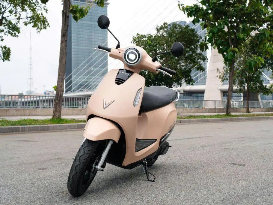 Desain Vinfast Evo Grand