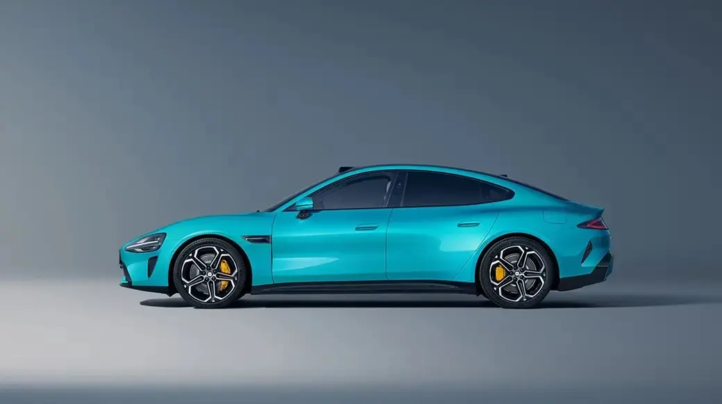 Eksterior Xiaomi Su7