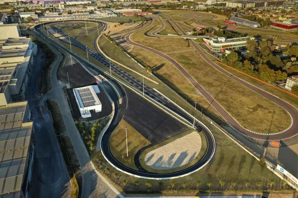 Ferarri Buka E Vortex Uji Mobil Listrik Pertama 2