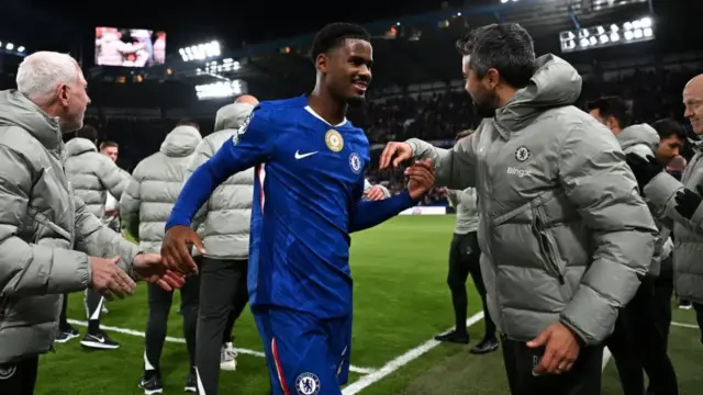 Chelsea Diterpa Kabar Buruk, Cole Palmer Cedera Akibat Tabrakan dengan Jorrel Hato