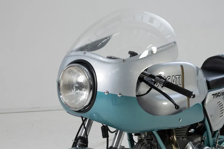 Lampu Depan Ducati 750 Ss