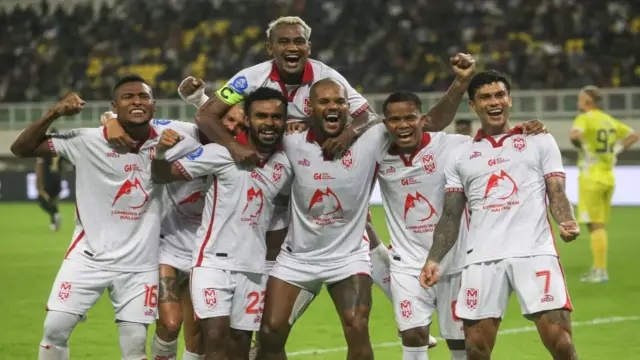 Malut United Lanjutkan Performa Gemilang, Raih Tiga Poin Penting Di Kandang Persis