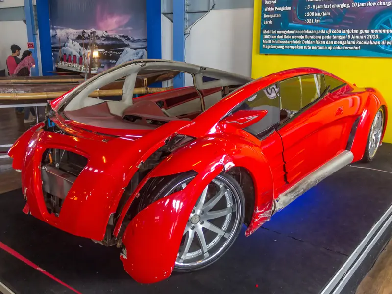 Mobil Listrik Buatan Indonesia Tucuxi