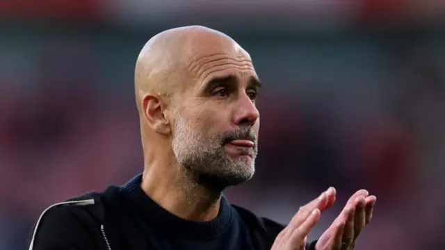 Pep Guardiola Enggan Komentari Wasit Meski Kritik Keputusan Var