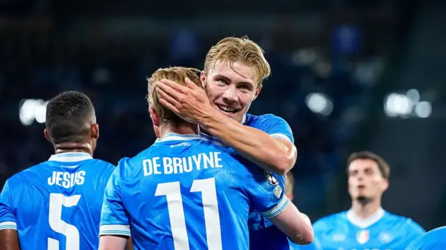Rasmus Hojlund Rasakan Sensasi Jadi Haaland Berkat Assist Kevin De Bruyne