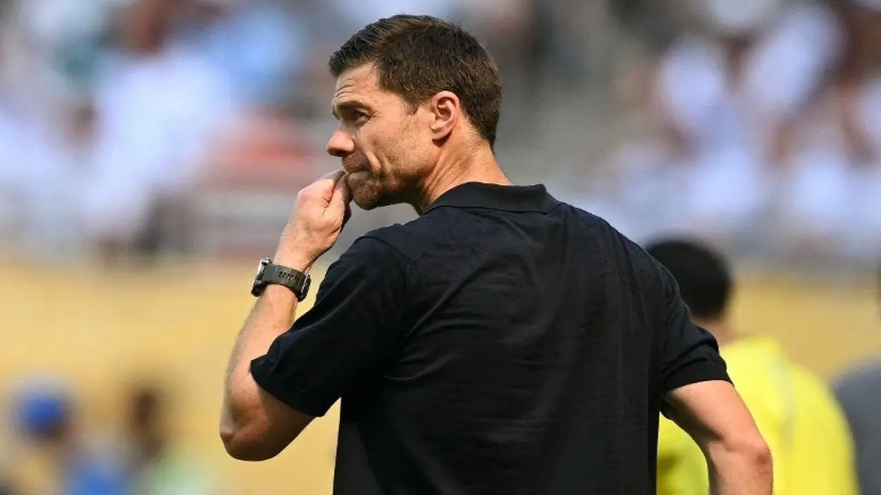 Real Madrid Siapkan Perombakan Lini Belakang, Empat Bek Top Eropa Masuk Radar Xabi Alonso