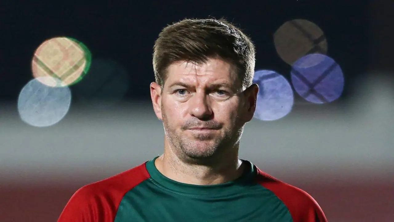 Steven Gerrard Soroti Risiko Keputusan Trent Alexander Arnold Ke Real Madrid