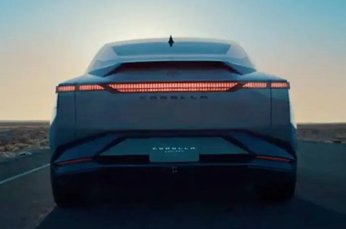 Tampilan Belakang Toyota Corolla Concept Ev