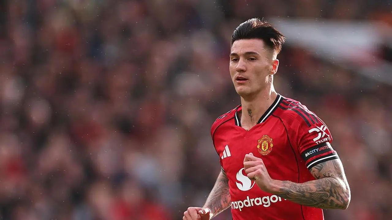 Penalti Sunderland Dianulir, Wasit Ubah Keputusan Setelah Lihat VAR