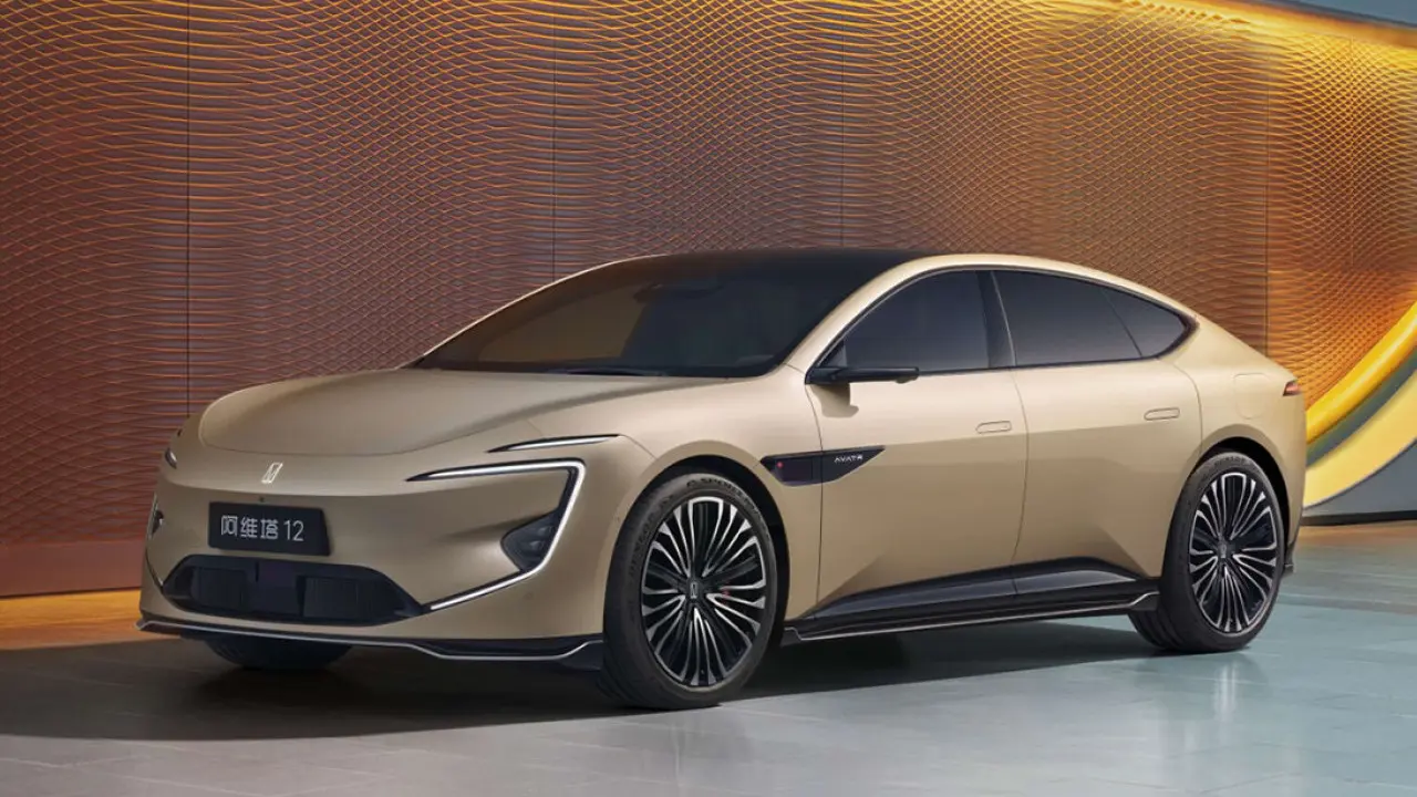 Avatr 12 Four Lidar Edition Dirilis Mobil Listrik Premium Dengan Jarak Tempuh Hingga 1 155 Km
