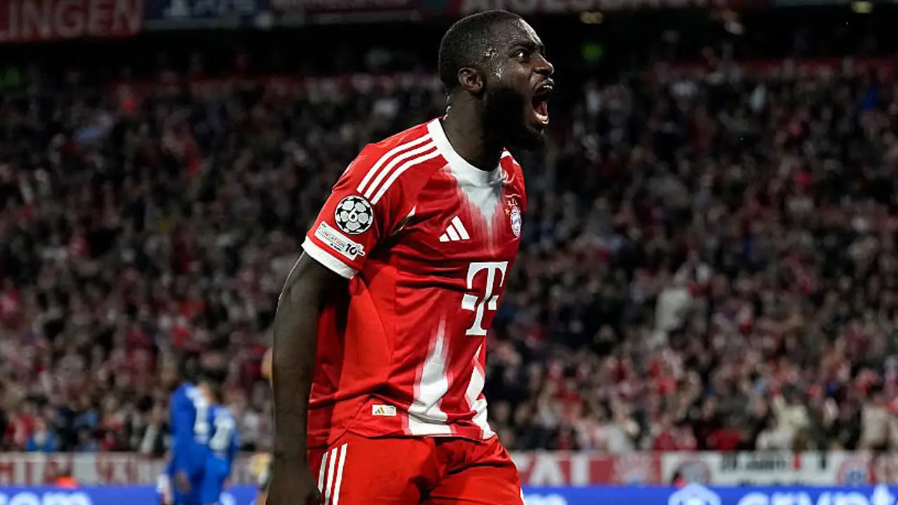 Bek Bayern Munchen Masuk Radar Transfer Manchester United