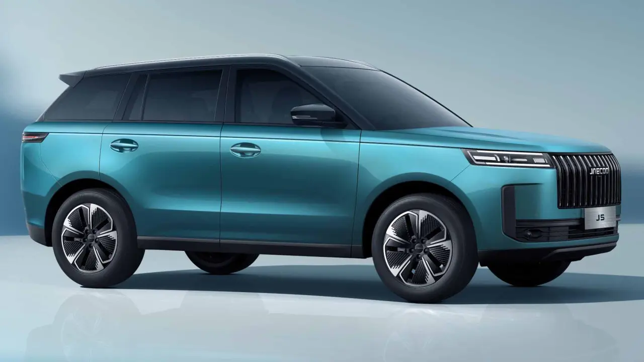 Gunakan Sasis Yang Sama Ini Perbedaan Jaecoo J5 Ev Dan Omoda E5 Ev