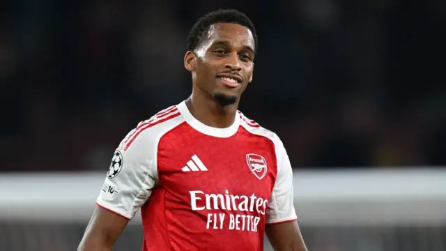 Jurrien Timber Dapat Kepercayaan Penuh Dari Mikel Arteta Kontrak Baru Di Depan Mata