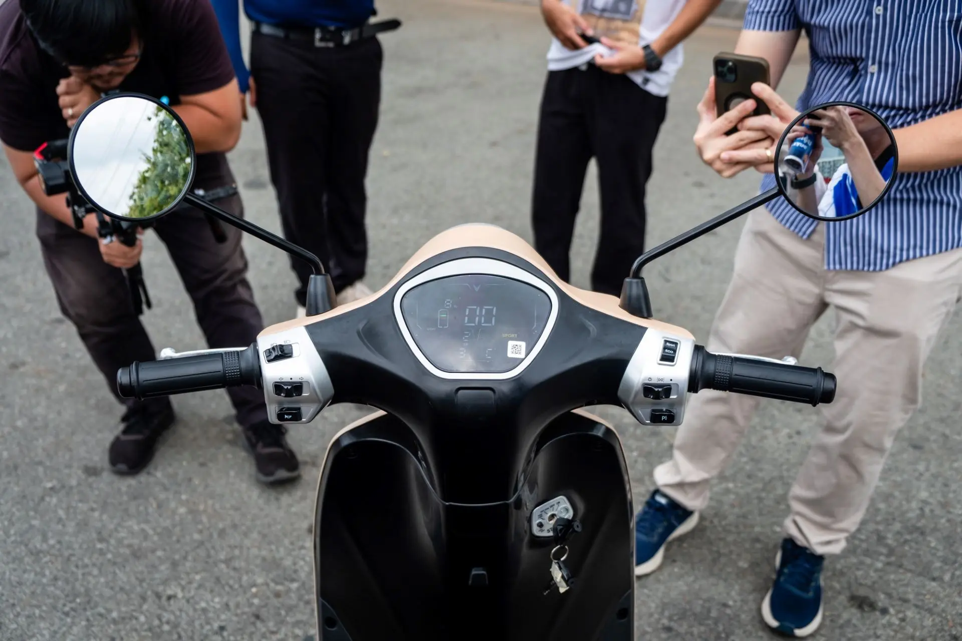 Teknologi Vinfast Evo Grand