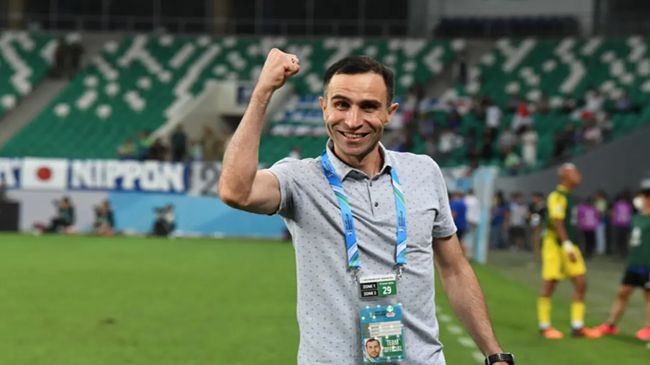 Timur Kapadze Beri Sinyal Tertarik Latih Timnas Indonesia