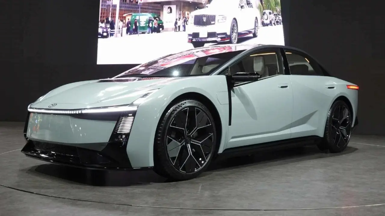 Toyota Corolla Generasi Baru Tampil Di Japan Mobility Show 2025 Siap Masuki Era Mobil Listrik