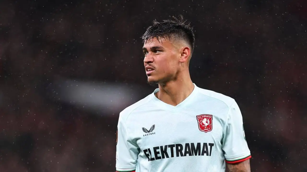 Cedera Acl Dan Absen Lama, Mees Hilgers Siap Jalani Pemulihan Dan Kembali Lebih Tangguh