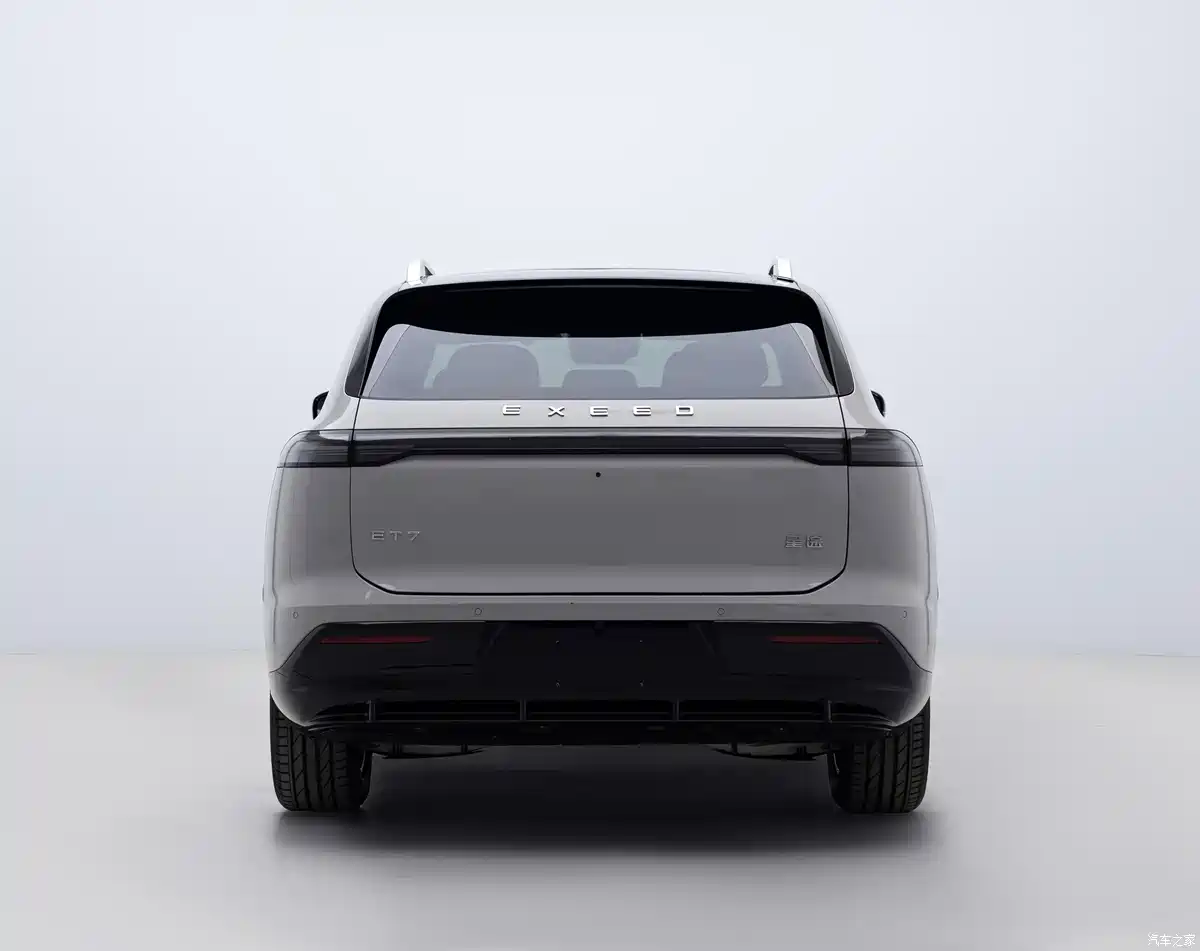 Eksterior Chery Exeed Exlantix Et7
