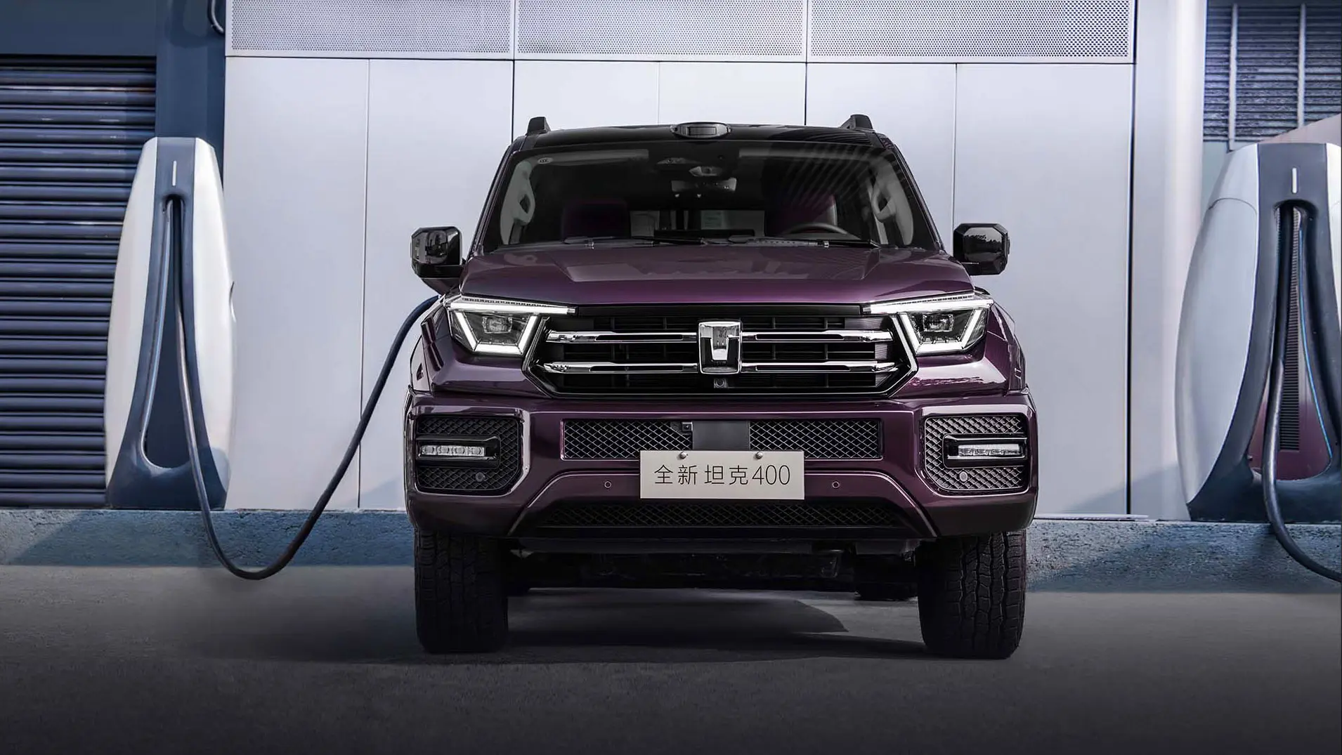 Eksterior Gwm Tank 400