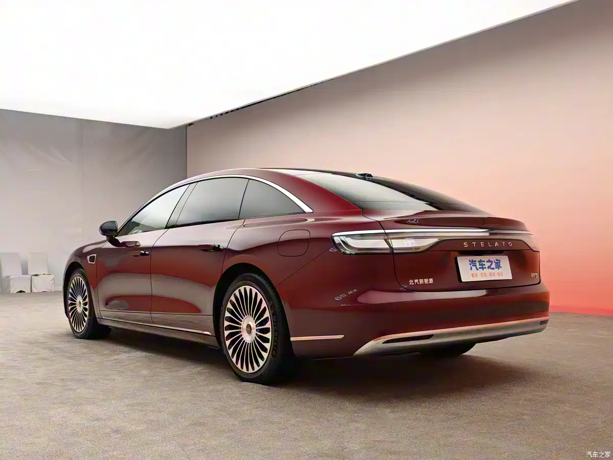 Eskterior Huawei Stelato S9