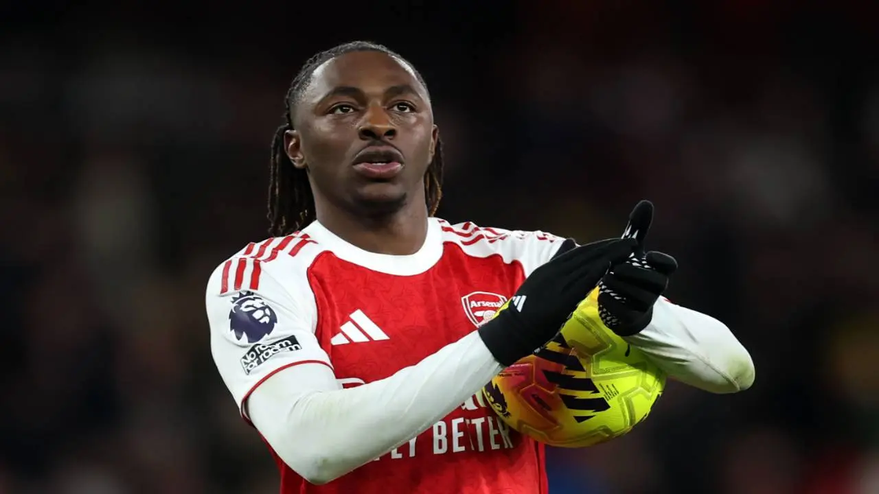 Hat Trick Eberechi Eze Antar Arsenal Menang 4 1 Atas Tottenham Hotspur Di Derby London Utara