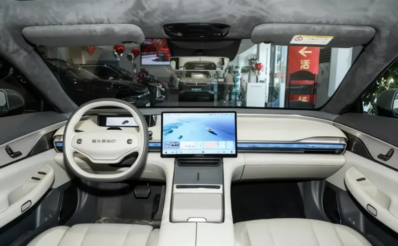 Interior Chery Exeed Exlantix Es 2026