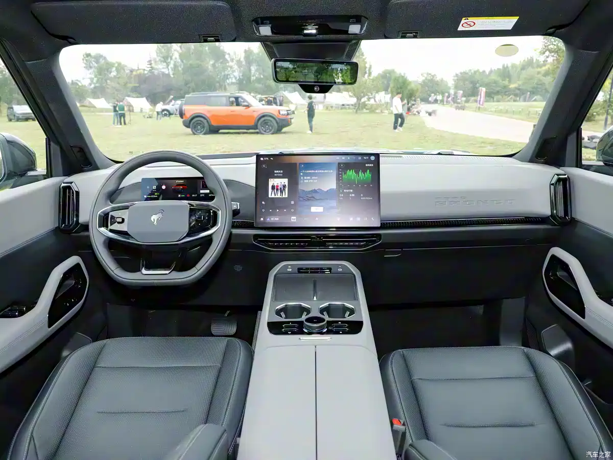 Interior Ford Bronco New Energy