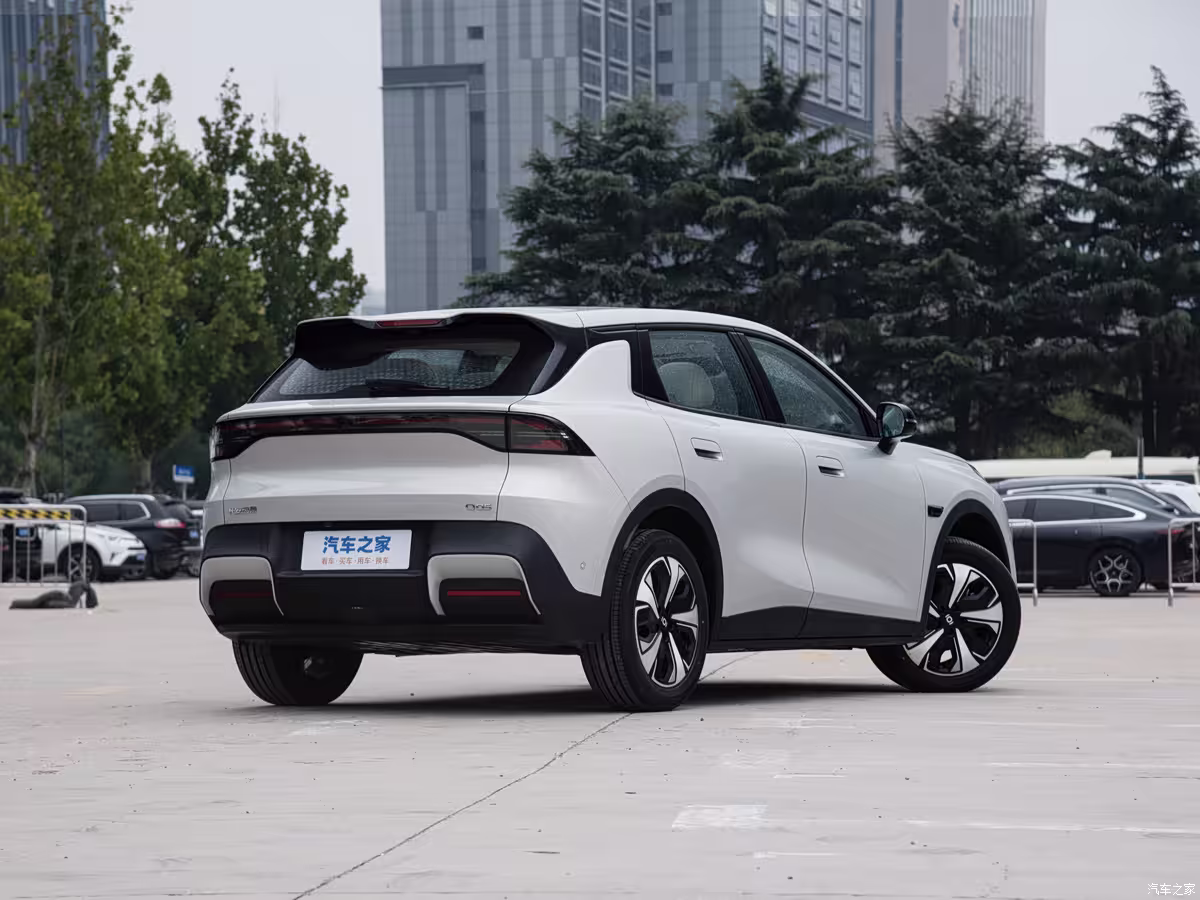 Spesifikasi Harga Changan Qiyuan Q05