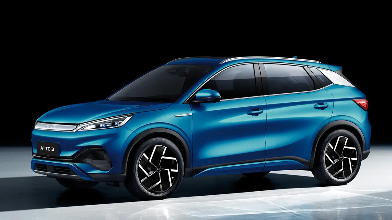 Blade Battery Dan Layar 156 Inci Mengapa Byd Atto 3 Menarik Di Indonesia