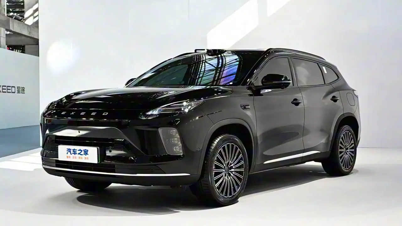 Exeed Et5 Pecahkan Rekor Kantongi Lebih Dari 5 000 Pesanan Hanya Dalam Tiga Jam Sejak Peluncuran