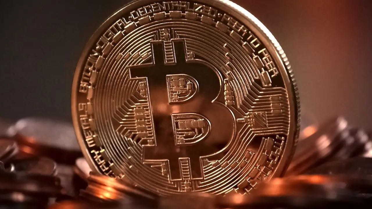 Harga Bitcoin Anjlok Ke Level Terendah Sejak April Saham Perusahaan Berbasis Kripto Kompak Merosot Tajam