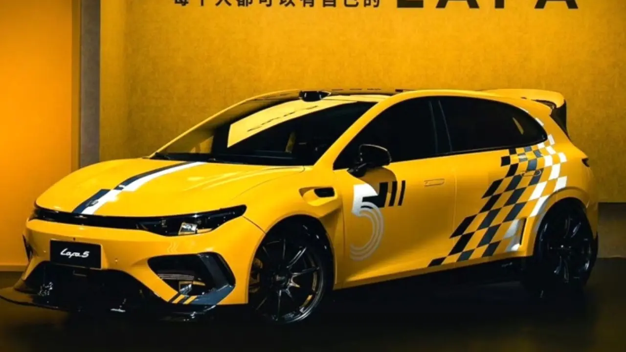 Leapmotor Lafa 5 Resmi Mengaspal Di Tiongkok Hatchback Listrik Murah Penuh Fitur Siap Gempur Pasar Global