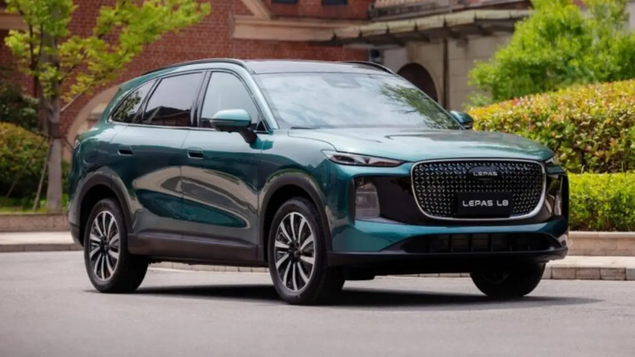 Lepas L8 Suv Hybrid Resmi Meluncur Di Indonesia Harga Pre Booking Rp589 Juta Untuk 100 Pemesan Pertama