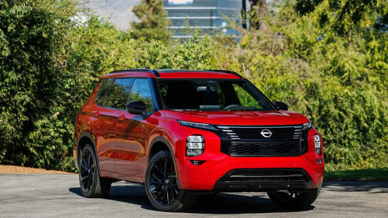 Nissan Rogue Plug In Hybrid 2026 Rebadge Mitsubishi Outlander 248 Hp 61 Km Jarak Listrik