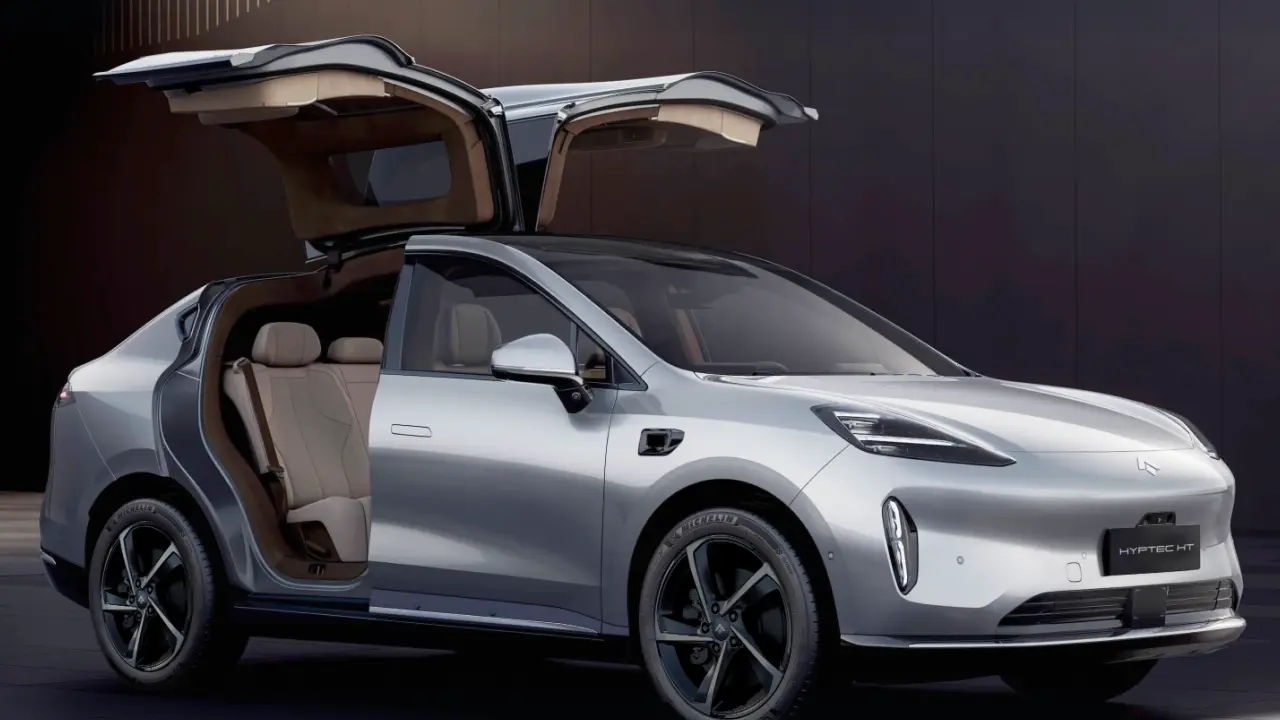 Simulasi Kredit Hyptec Ht Di Indonesia Suv Listrik Bertenaga 335 Hp Dp Mulai Rp 185 Juta