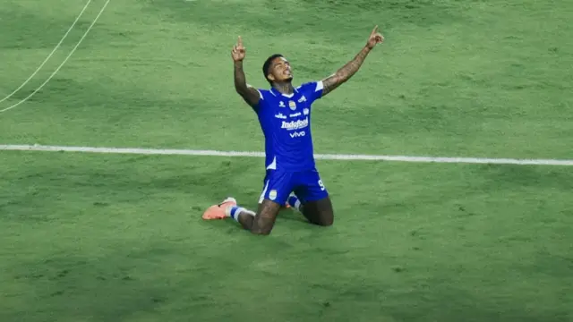 Dari Mandul ke Gacor_ Strategi Bojan Hodak untuk Ramon Tanque