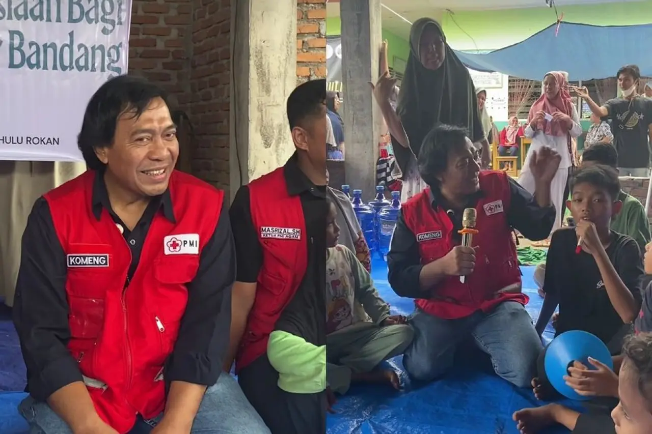 Komeng turun langsung membantu korban bencana banjir di Sumatera.