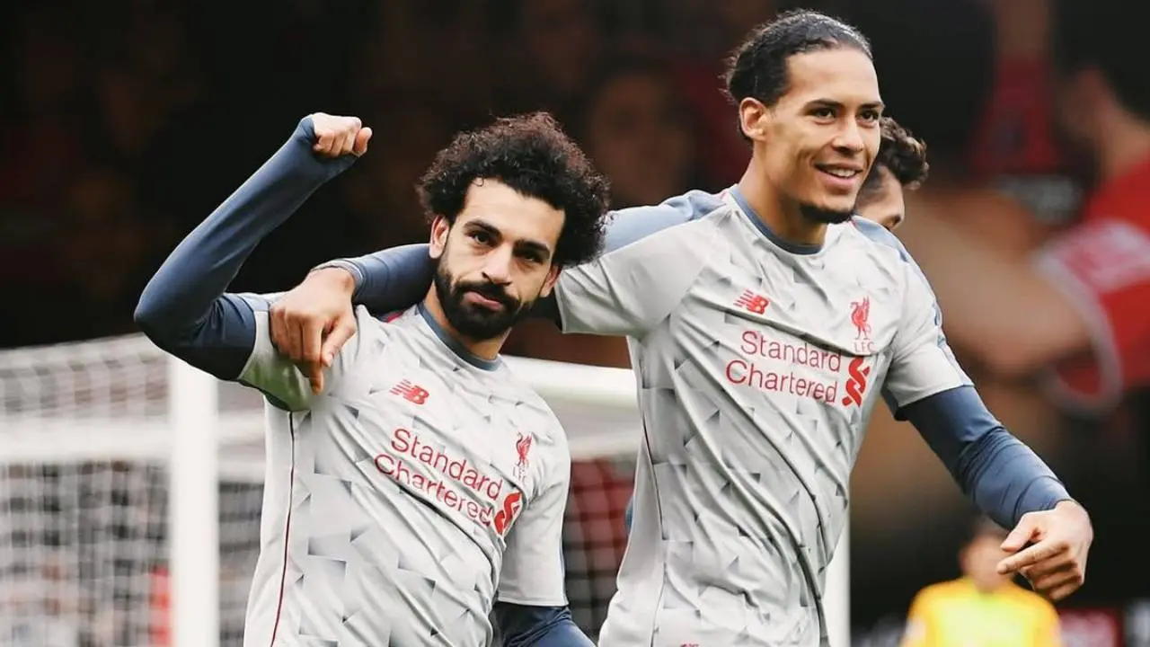 Mohamed Salah Dua Kali Dicadangkan, Van Dijk Tegaskan Tidak Ada Posisi yang Aman di Liverpool