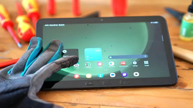 Samsung Galaxy Tab Active5 Pro: Tablet Tangguh untuk Pekerjaan Ekstrem dan Pemakaian Nonstop