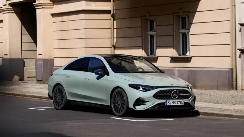 Diproduksi di China, Mercedes-Benz CLA 220 Hybrid Edisi 2026 Usung Mesin Geely 1.5T 208 HP