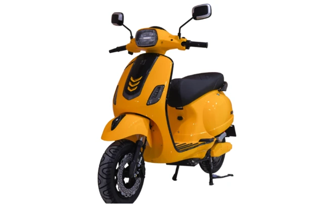 Uwinfly T30 Motor Listrik Mirip Vespa Di Indonesia