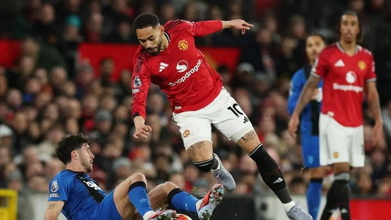 Analisis Gary Neville: Trio Mbeumo, Cunha, Mount Menjanjikan, Namun Finishing Masih Jadi Masalah