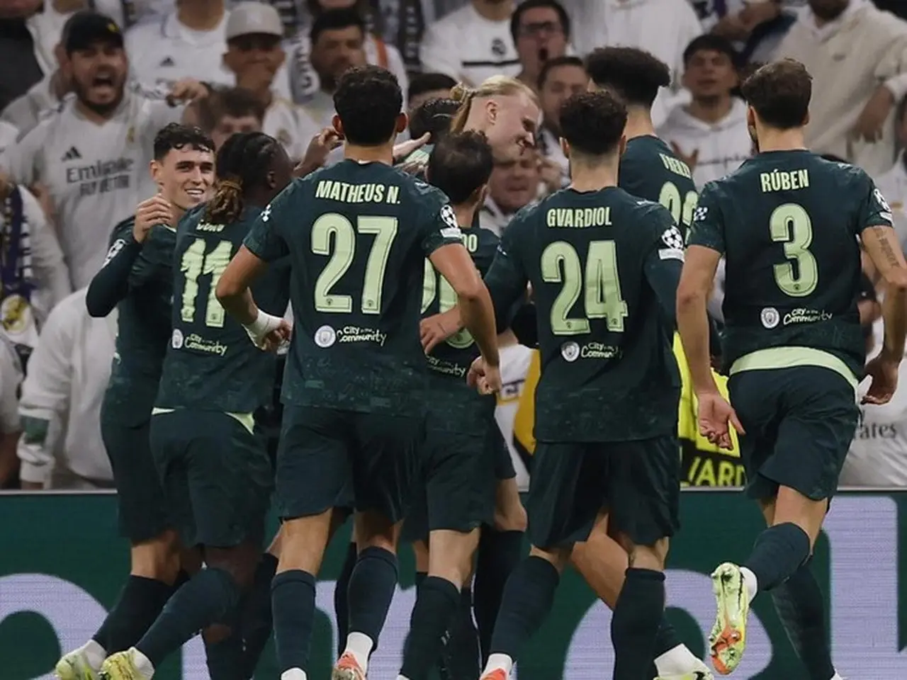 Pep Guardiola Sebut Manchester City Masih Jauh dari Gelar Liga Champions Meski Tampil Perkasa Lawan Real Madrid