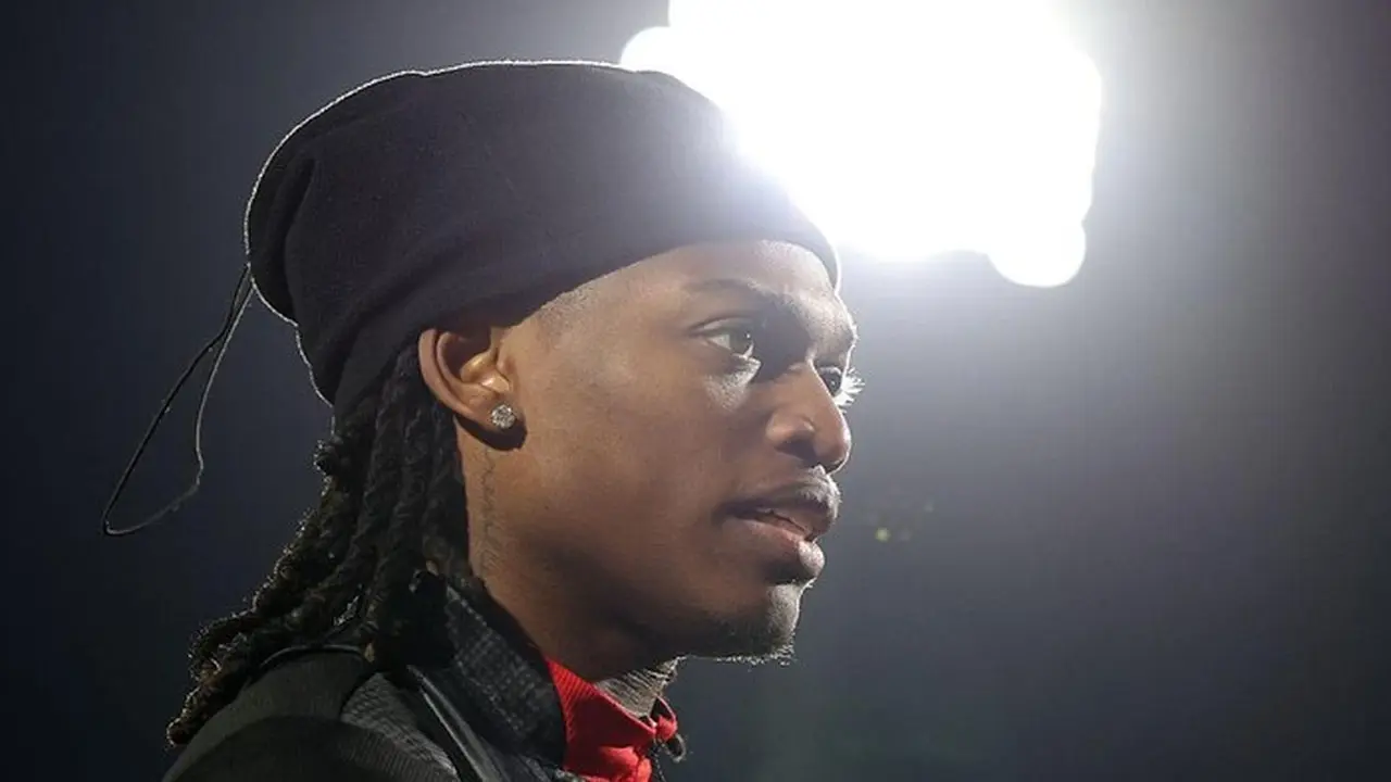 Rafael Leao Berpotensi Absen, AC Milan Siapkan Opsi Lain Lawan Napoli di Piala Super Italia 2025