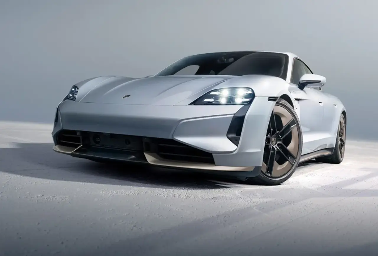 Mobil Listrik Porsche Taycan Edisi 2027 Bakal Punya Transmisi Virtual