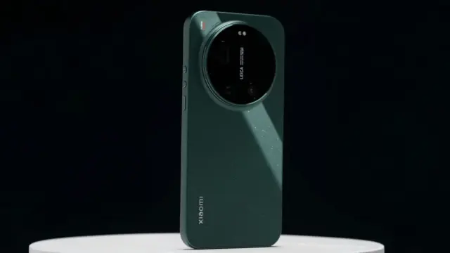 Xiaomi 17 Ultra Muncul ke Publik: Jadi Model Ultra Tertipis dengan Desain Baru